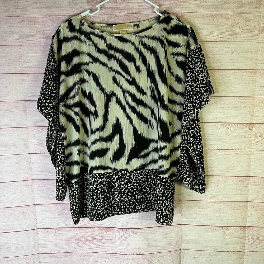 Micheal Kors Black Cream Poncho Sleeves Blouse Size S/M